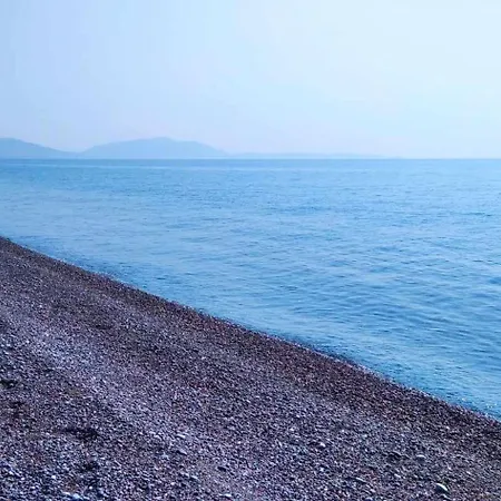 Nyaraló Beachfront Socrates Jenádi